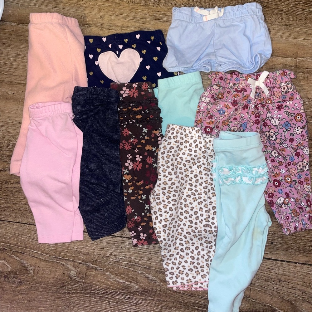 Baby girls 0-3 pants!